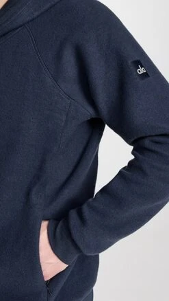 Alo Yoga Triumph Hoodie -Reberio Fashion Store aloyg30281124bd 1678725701163 2 0. UX357 QL90