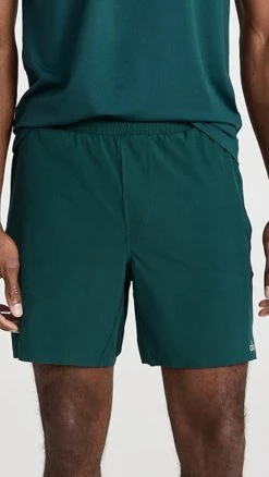 Alo Yoga 7" Traction Shorts