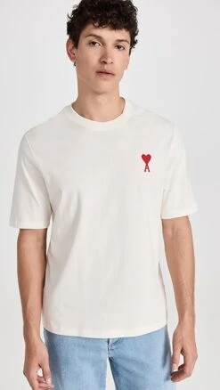 AMI Ami De Coeur T-Shirt 12 AMI Ami De Coeur T-Shirt -Reberio Fashion Store amiii309471eeef 1679678667248 2 0. UX357 QL90