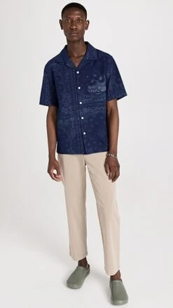Alex Mill Camp Shirt In Indigo Bandana Print -Reberio Fashion Store amill3039411873 1684258500980 2 0. UX357 QL90