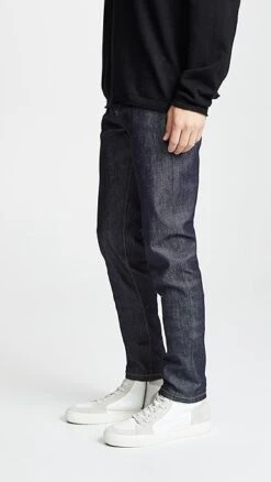 A.P.C. Petite New Standard Raw Indigo Jeans -Reberio Fashion Store apcaa3006637336 q3 2 0. UX357 QL90