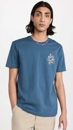 Banks Journal Fava Tee -Reberio Fashion Store bjour3039526316 1676670193704 2 0. UX357 QL90