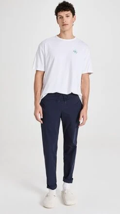 Calvin Klein Underwear Short Sleeve Crew Neck -Reberio Fashion Store cklen44914102ca 1679685963330 2 1. UX357 QL90