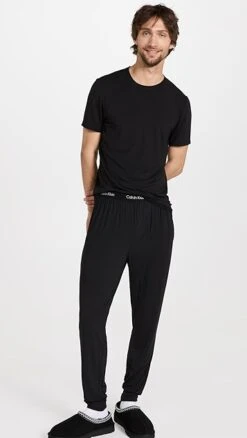 Calvin Klein Underwear Ultra Soft Modern Lounge Crewneck T-Shirt 10 Calvin Klein Underwear Ultra Soft Modern Lounge Crewneck T-Shirt -Reberio Fashion Store cklen449561071b 1677623846700 2 0. UX357 QL90