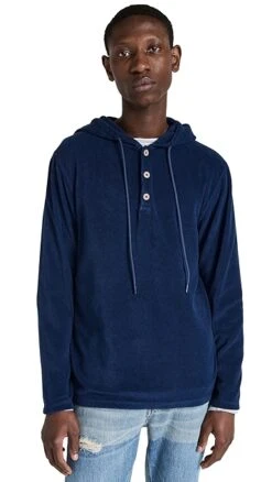 Closed Hooded Sweater -Reberio Fashion Store closd3033110206 1680816253970 2 0. UX357 QL90