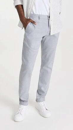Club Monaco Linen Connor Chino -Reberio Fashion Store clubm4459210192 1681916660836 2 0. UX357 QL90
