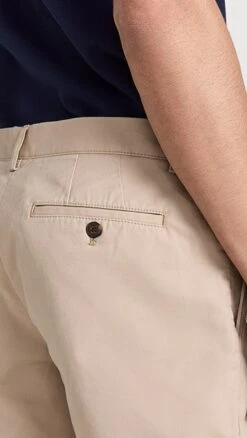 Club Monaco Baxter 7" Shorts -Reberio Fashion Store clubm4459810719 1679078682745 2 0. UX357 QL90