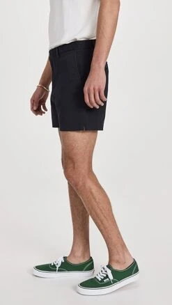 Club Monaco Jax 4.25" Shorts -Reberio Fashion Store clubm446111d6a1 1679685876224 2 0. UX357 QL90