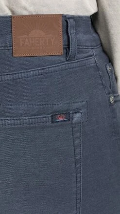Faherty Stretch Terry 5-Pocket Pant -Reberio Fashion Store faher3045411005 1646851328862 2 0. UX357 QL90
