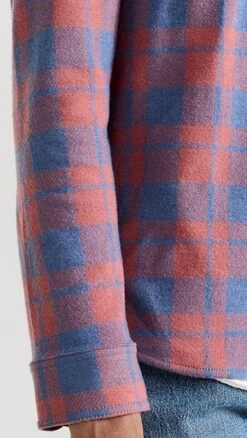 Faherty Legend Sweater Shirt -Reberio Fashion Store faher305011e36d 1667517447819 2 0. UX357 QL90