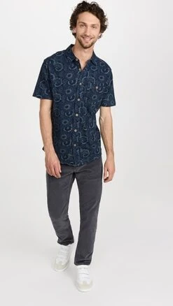 Faherty Short Sleeve Knit Seasons Shirt -Reberio Fashion Store faher305571e8bc 1670354049442 2 0. UX357 QL90
