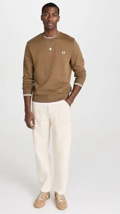 Fred Perry Crew Neck Sweatshirt -Reberio Fashion Store fperr3059367858 1675367568574 2 0. UX357 QL90
