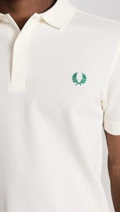 Fred Perry Plain Fred Perry Shirt -Reberio Fashion Store fperr30595102a6 1682026587814 2 0. UX357 QL90
