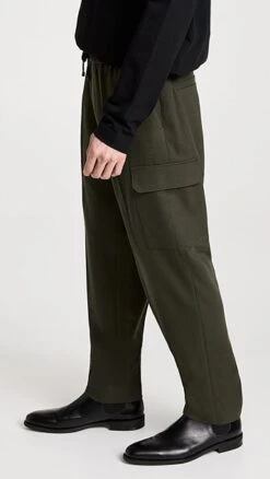 FRAME Flannel Travel Cargo Pants 9 FRAME Flannel Travel Cargo Pants -Reberio Fashion Store frame3216017778 1672790914689 2 0. UX357 QL90