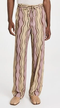 Jacquemus Le Pantalon Meio Pants 13 Jacquemus Le Pantalon Meio Pants -Reberio Fashion Store jcque310371ef46 1681940632757 2 0. UX357 QL90