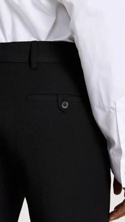 Jacquemus Le Pantalon Feijoa Pants -Reberio Fashion Store jcque310401cd2d 1682437488993 2 0. UX357 QL90