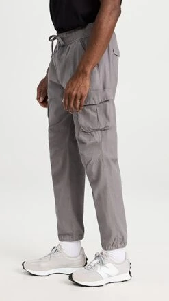 John Elliott Back Sateen Cargo Pants -Reberio Fashion Store jelli3000112894 1675274382488 2 0. UX357 QL90