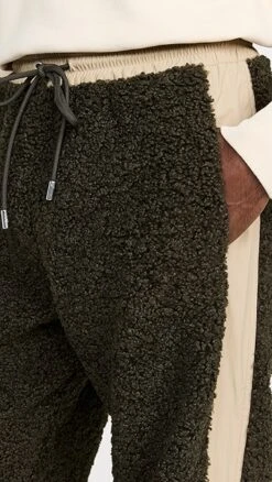 JW Anderson Colorblock Sherpa Track Pants -Reberio Fashion Store jwand3009019fe1 1664923818641 2 0. UX357 QL90