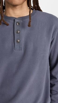 Madewell Polar Fleece Henley -Reberio Fashion Store madew4583513694 1667861377708 2 0. UX357 QL90