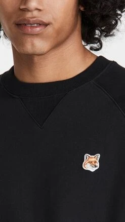 Maison Kitsune Fox Head Patch Classic Sweatshirt -Reberio Fashion Store maisk311531b002 1633038462971 2 0. UX357 QL90