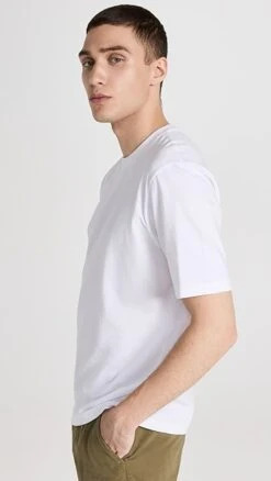 Rag & Bone Theo Graphic Tee -Reberio Fashion Store ragbo466541c925 1683747628359 2 0. UX357 QL90