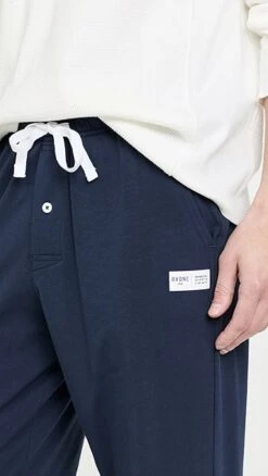 Rhone Everyday Essentials Lounge Pants -Reberio Fashion Store rhone30132124bd 1637187954018 2 0. UX357 QL90
