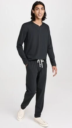 Rhone Element Lounge Pants -Reberio Fashion Store rhone301691cd2d 1668785026165 2 0. UX357 QL90