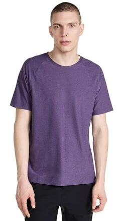 Rhone Reign Short Sleeve Tee -Reberio Fashion Store rhone301911f7ec 1678393871288 2 0. UX357 QL90