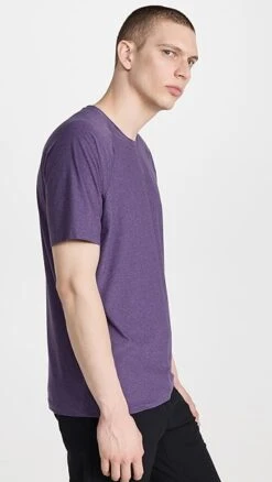 Rhone Reign Short Sleeve Tee -Reberio Fashion Store rhone301911f7ec 1678393871367 2 0. UX357 QL90