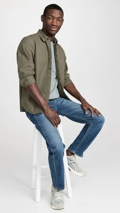 RVCA Ptc 2 Pigment Tee -Reberio Fashion Store rvcaa3117330869 1675892668282 2 0. UX357 QL90