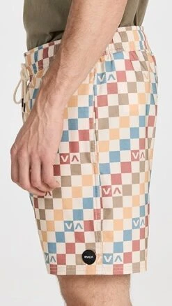RVCA Barnes Elastic 7" Shorts -Reberio Fashion Store rvcaa311792082f 1677711063854 2 0. UX357 QL90