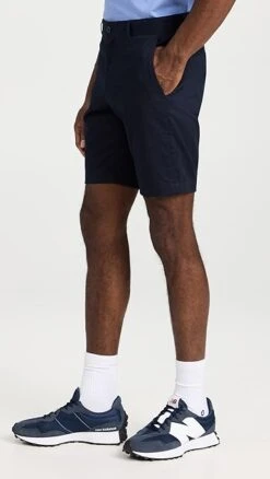 Vince Cotton Twill Griffith Chino 9" Shorts -Reberio Fashion Store vince5196314121 1675271882802 2 0. UX357 QL90