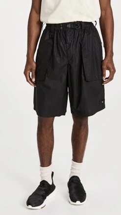 Y-3 Y-3 Ripstop Shorts -Reberio Fashion Store ythre31181129ed 1680128687833 2 0. UX357 QL90